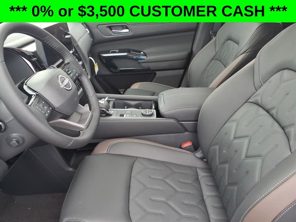 2026 Nissan Pathfinder Platinum