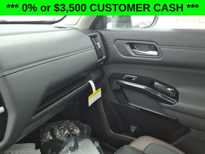 2026 Nissan Pathfinder Platinum