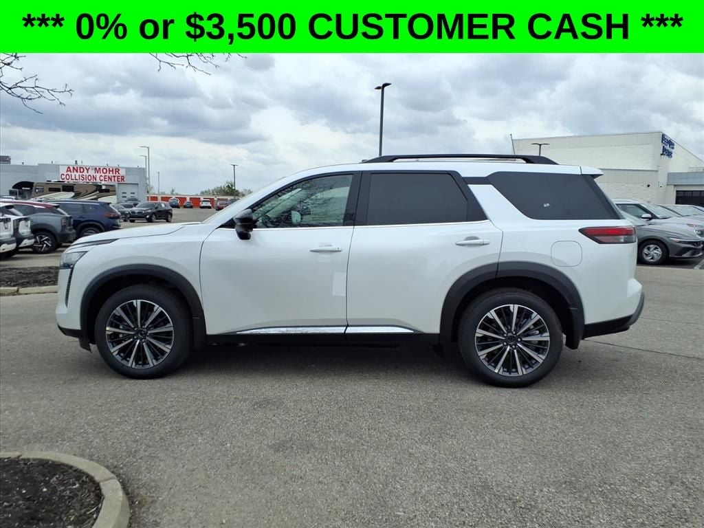 2026 Nissan Pathfinder Platinum