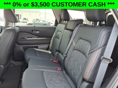 2026 Nissan Pathfinder Platinum