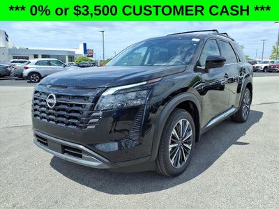 2026 Nissan Pathfinder Platinum