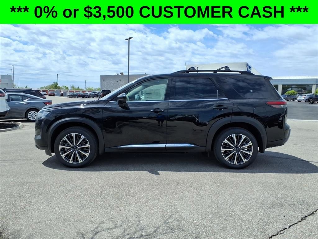 2026 Nissan Pathfinder Platinum
