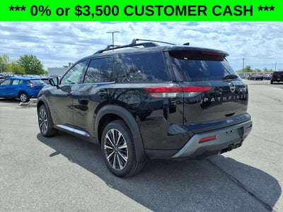 2026 Nissan Pathfinder Platinum