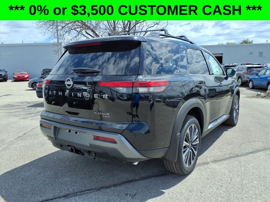 2026 Nissan Pathfinder Platinum