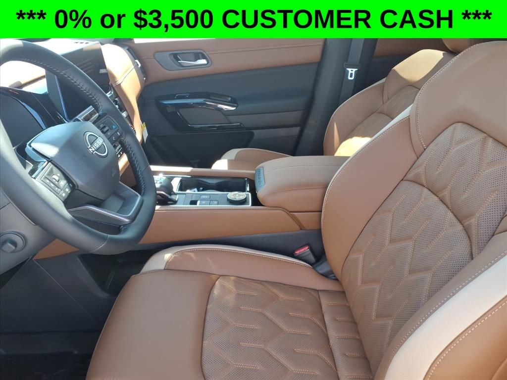2026 Nissan Pathfinder Platinum