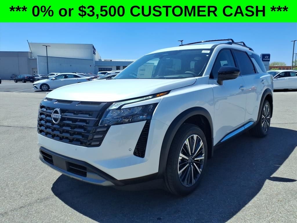 2026 Nissan Pathfinder Platinum