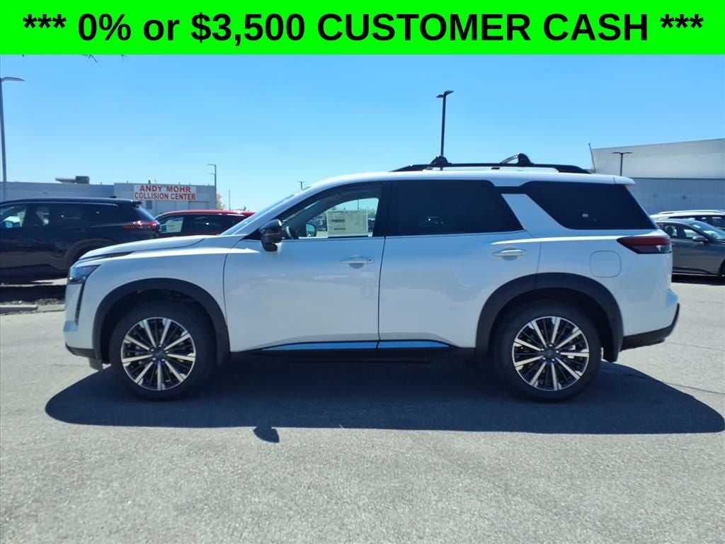 2026 Nissan Pathfinder Platinum