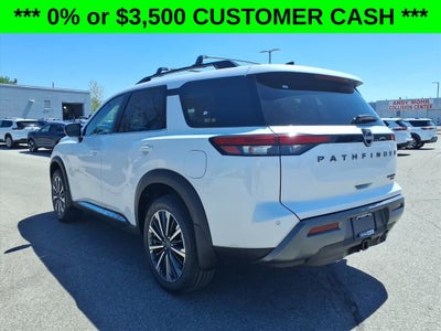 2026 Nissan Pathfinder Platinum