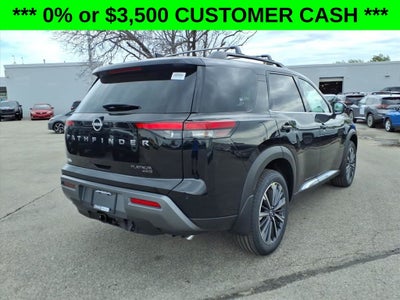 2026 Nissan Pathfinder Platinum