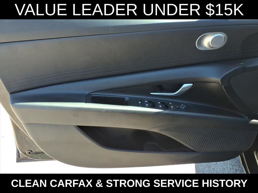 2021 Hyundai Elantra SE