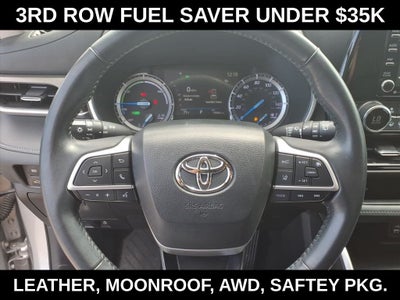 2022 Toyota Highlander Hybrid XLE