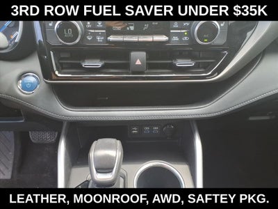 2022 Toyota Highlander Hybrid XLE