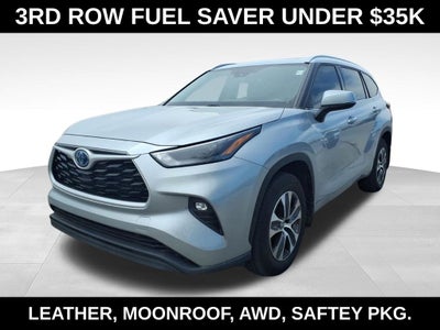 2022 Toyota Highlander Hybrid XLE