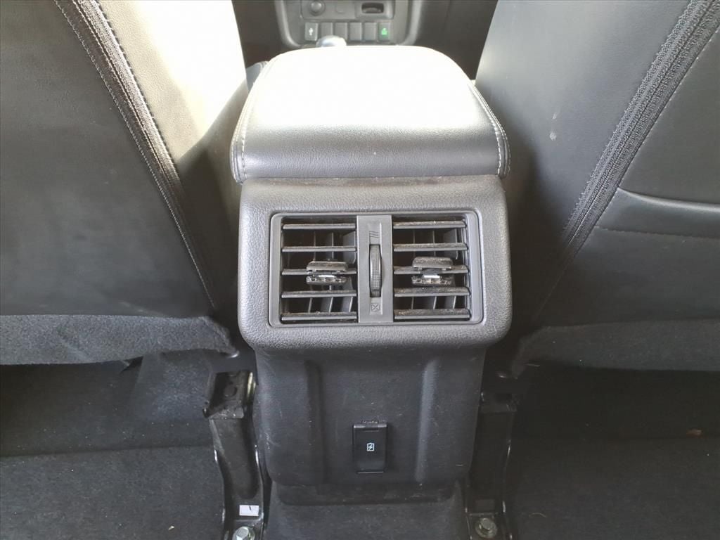 2020 Mitsubishi Outlander SE