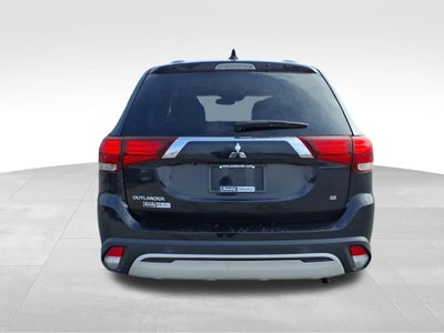 2020 Mitsubishi Outlander SE