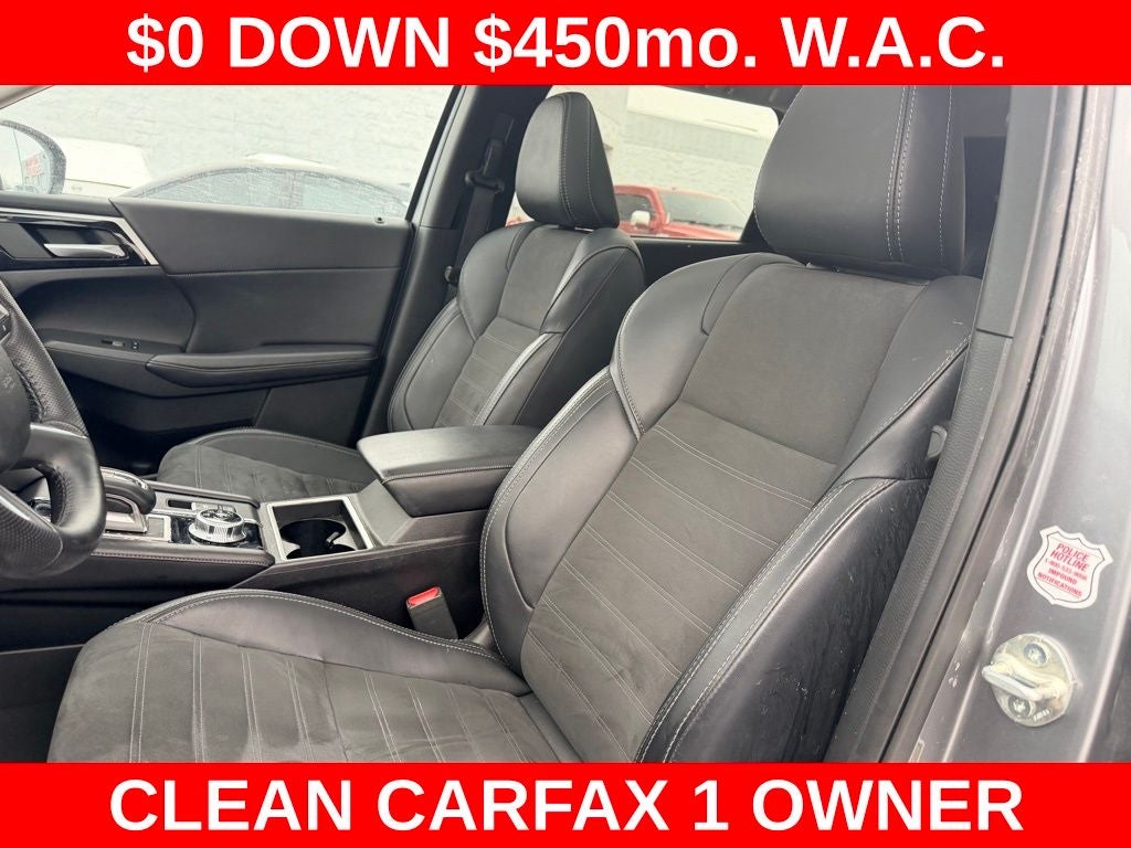 2024 Mitsubishi Outlander SE Black Edition w/Pano Roof