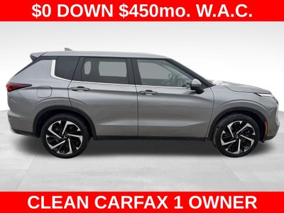 2024 Mitsubishi Outlander SE Black Edition w/Pano Roof