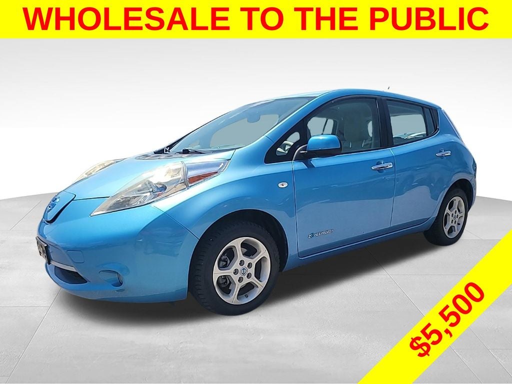 Used 2011 Nissan LEAF SL with VIN JN1AZ0CP7BT000312 for sale in Indianapolis, IN