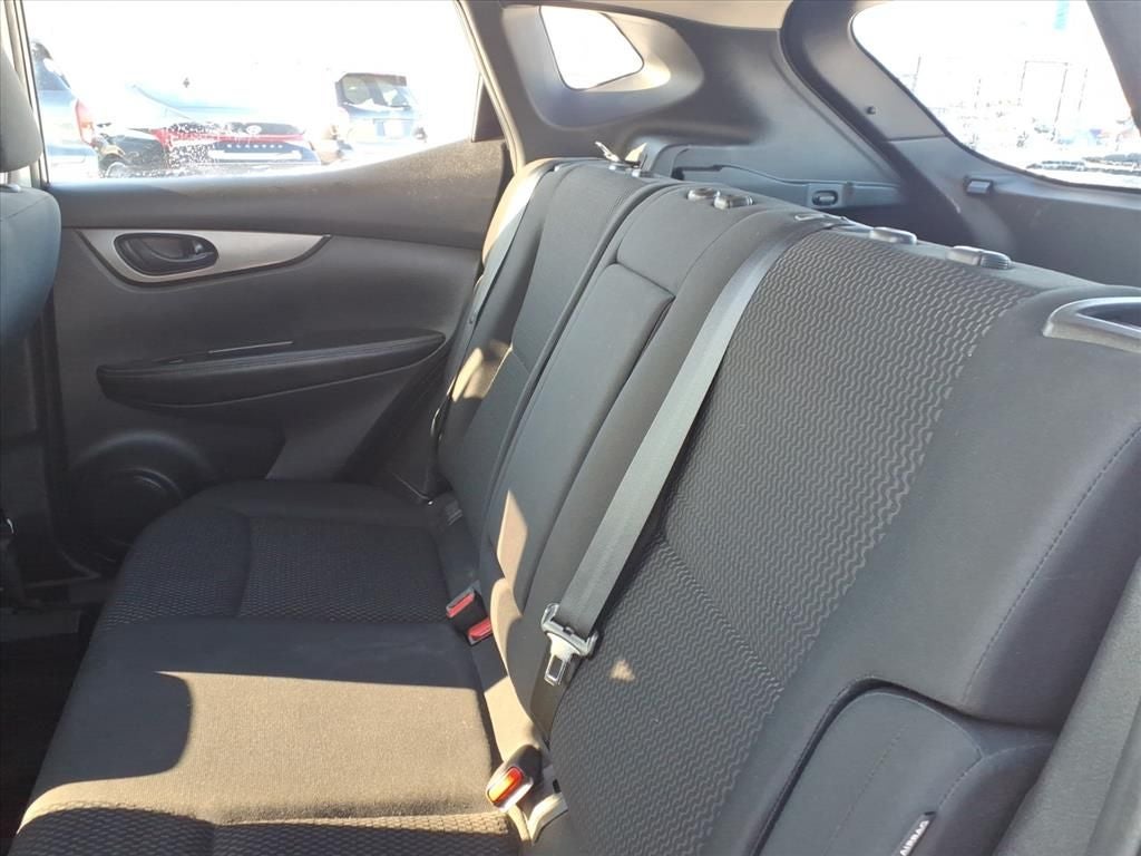 2022 Nissan Rogue Sport S