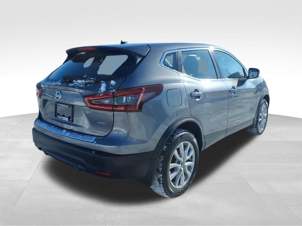 2022 Nissan Rogue Sport S