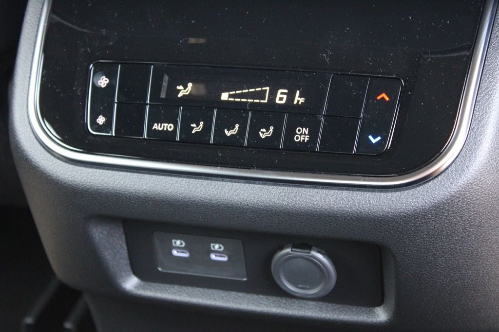 2025 Nissan Armada SL