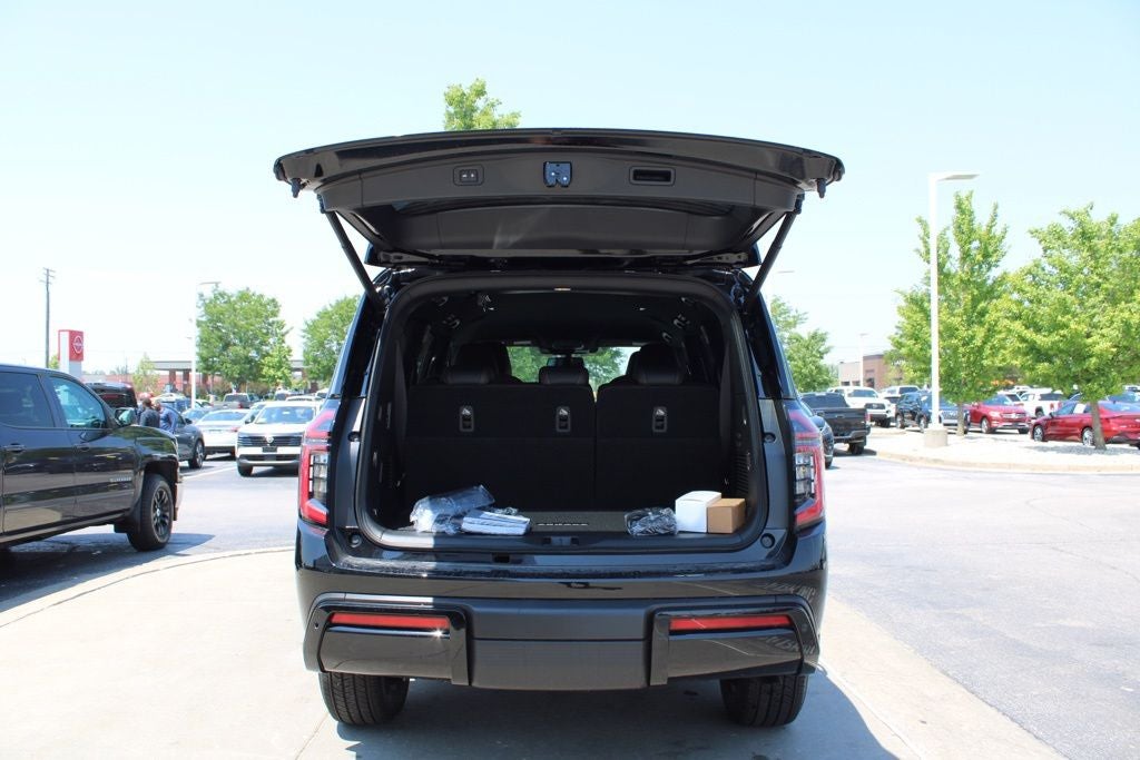 2025 Nissan Armada SL