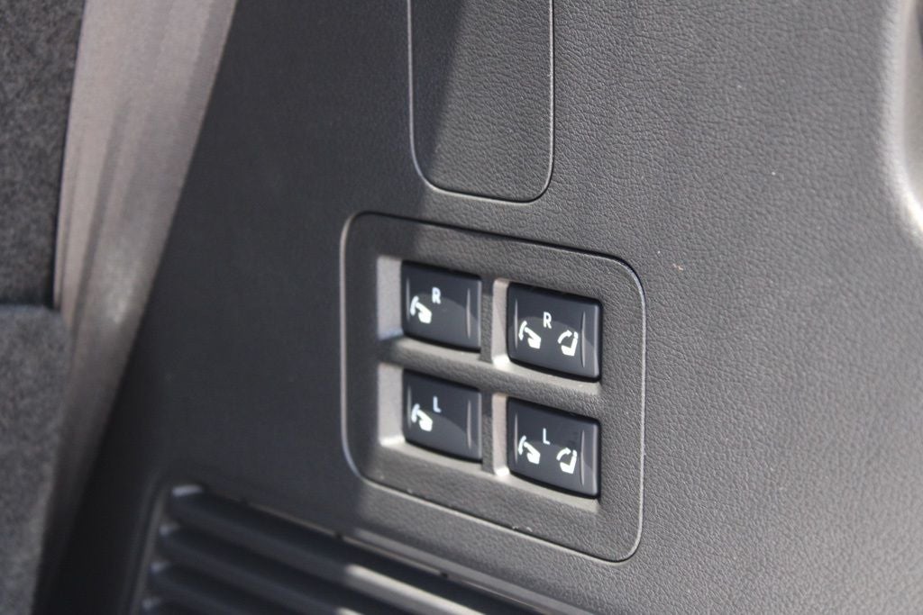 2025 Nissan Armada SL