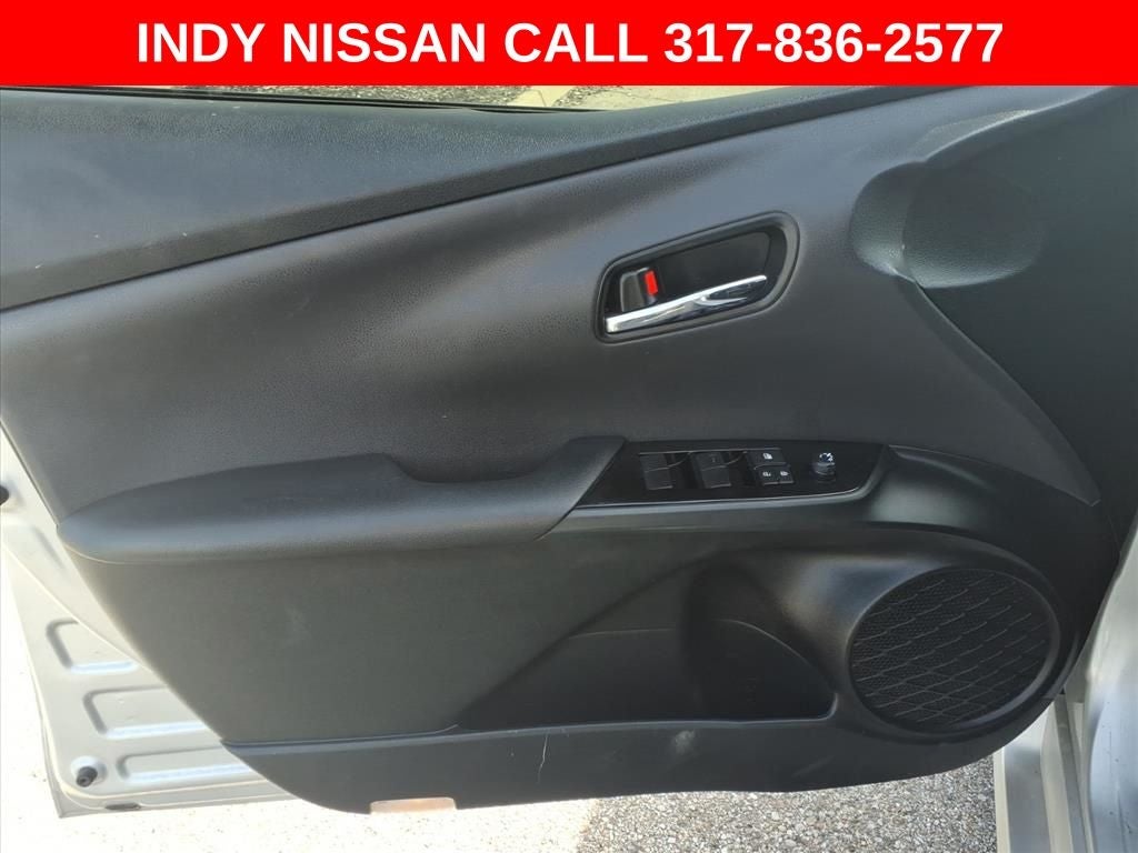 2021 Toyota Prius LE