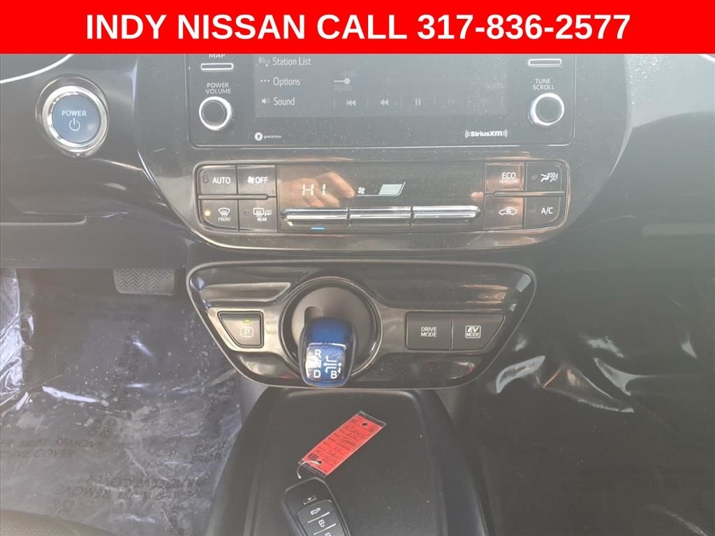 2021 Toyota Prius LE