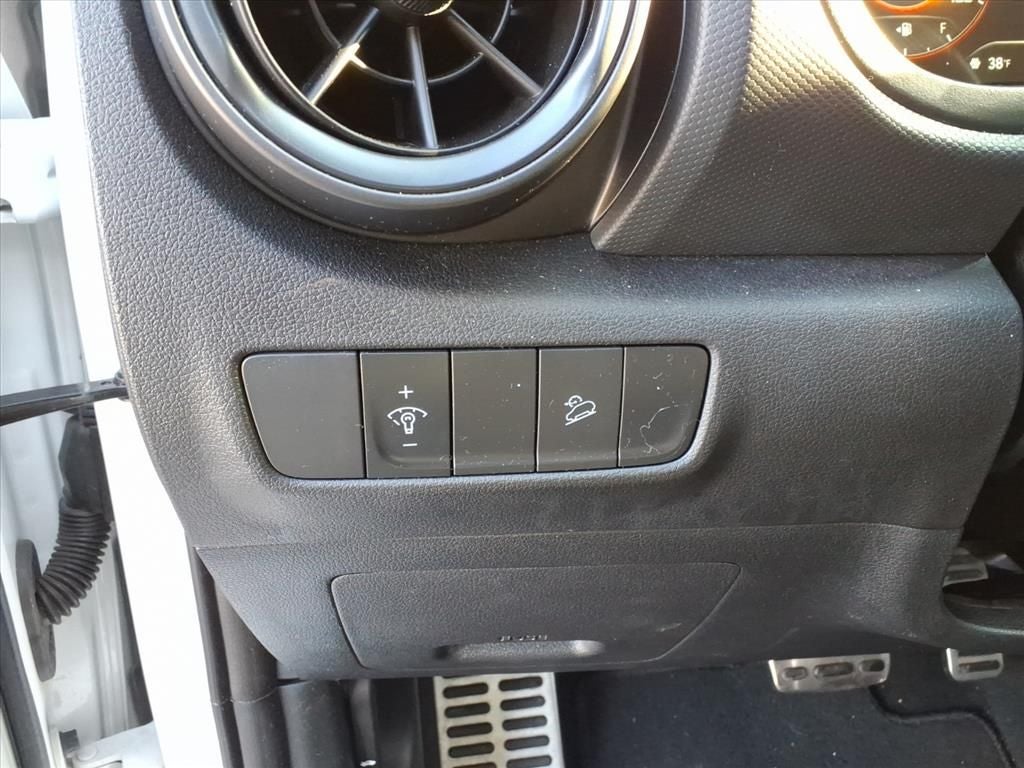 2023 Hyundai Kona N Base