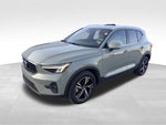 2023 Volvo XC40 B5 Plus Bright Theme