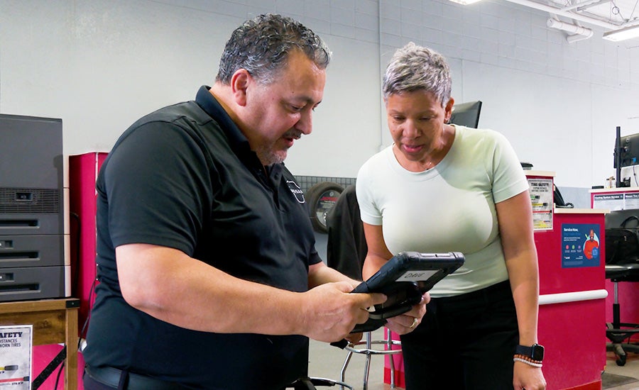 Nissan Express Service Technician