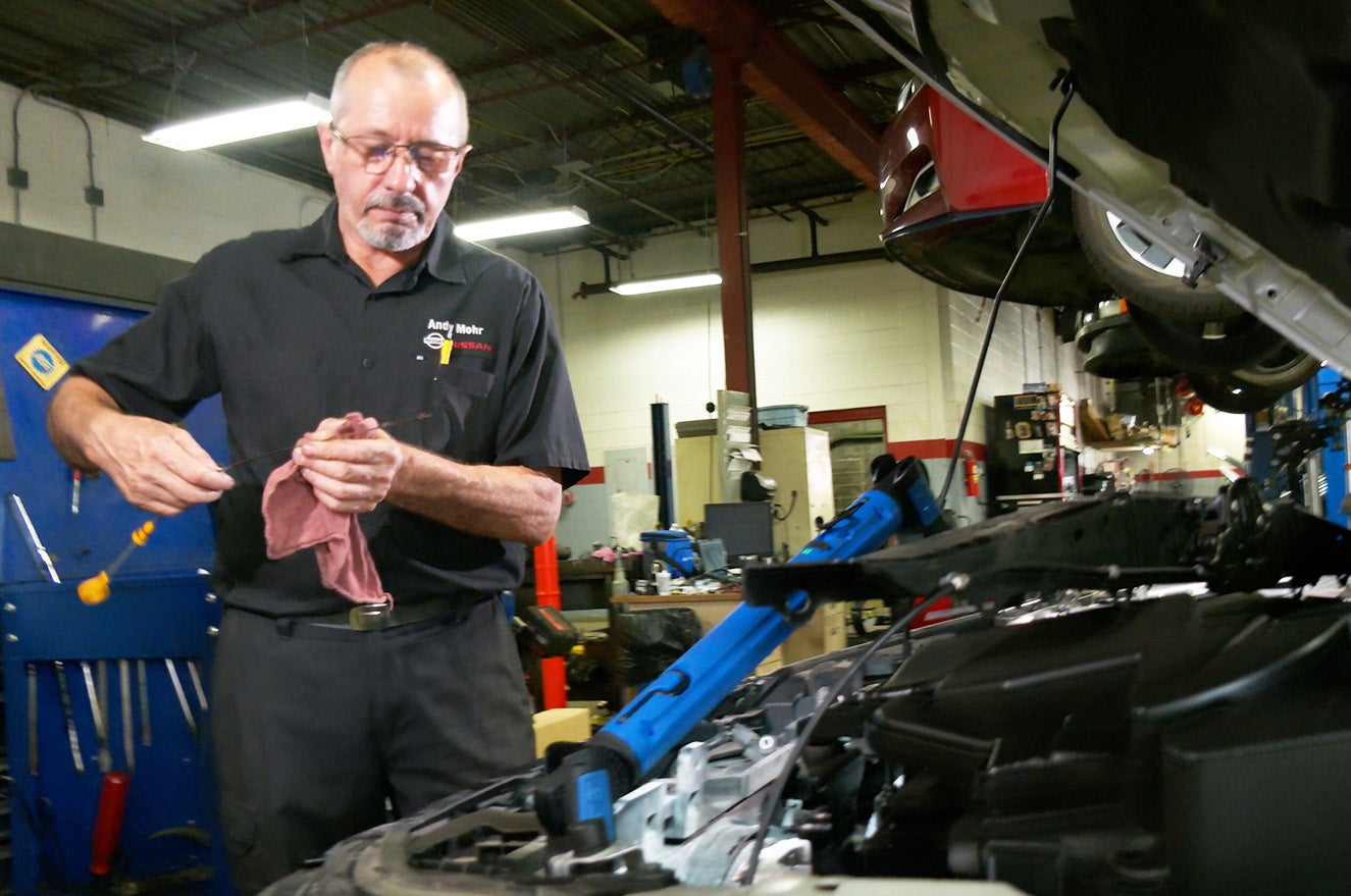 Nissan service center