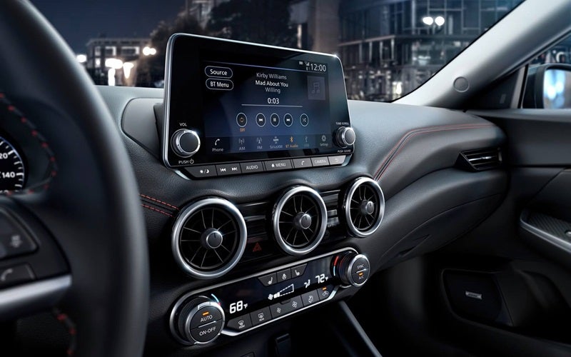 2025 Nissan Sentra interior tech