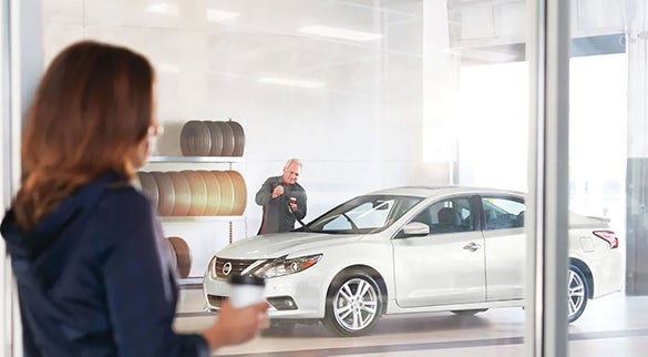 Nissan Express Service Technician